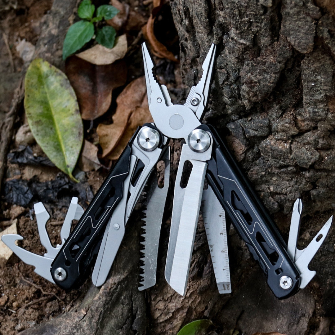 TACTIMAN tactical multi tool folded compact showing all 29 tools stored in handle